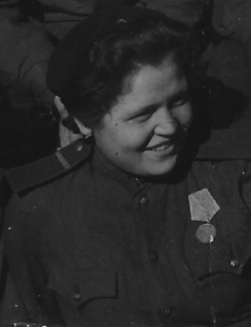 Рябова (Барсукова) Татьяна Ефимовна