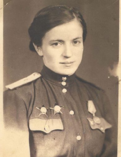 Горбатенко (Попова) Александра Ахриповна