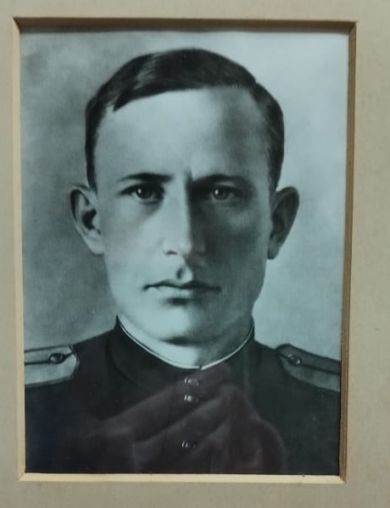 Леонов Павел Сергеевич