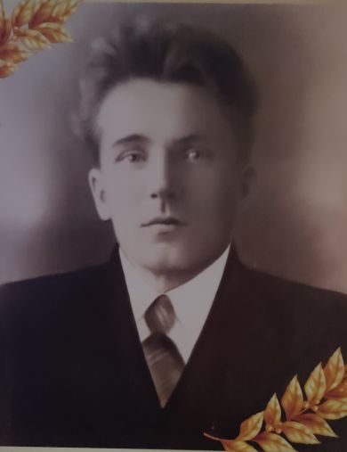 Есаулов Петр Трофимович
