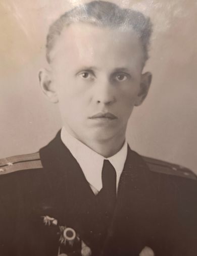 Комаров Василий Николаевич