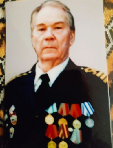Артамонов Петр Иванович