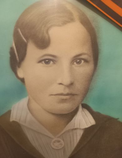 Павлова (Усеева) Анна Кузьминична