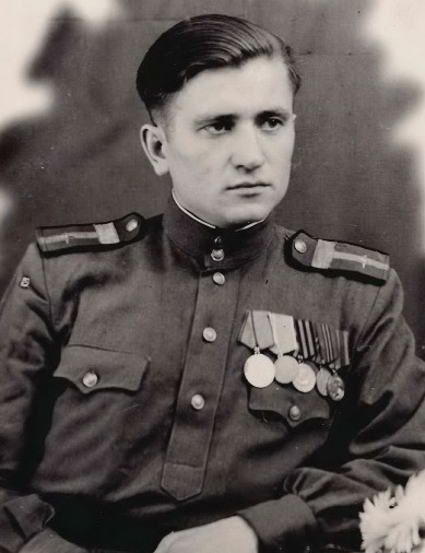 Минаков Роман Лаврентьевич