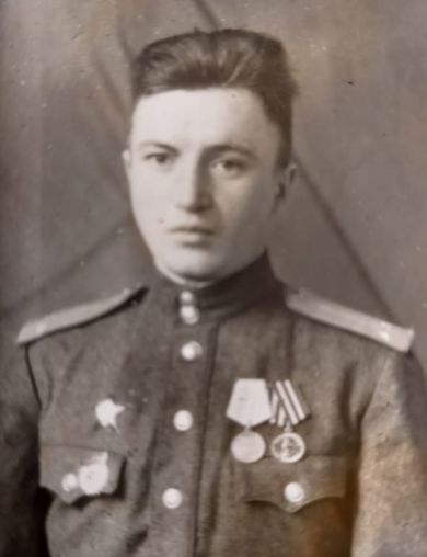 Кузнецов Борис Максимович