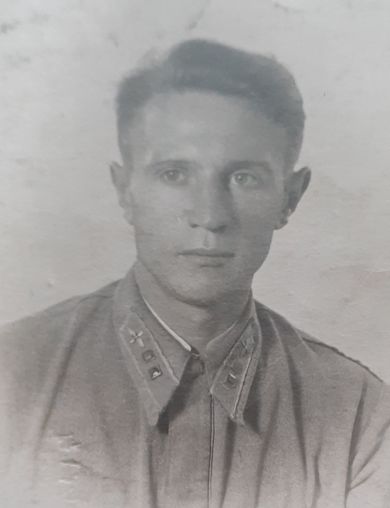 Петров Виктор Александрович
