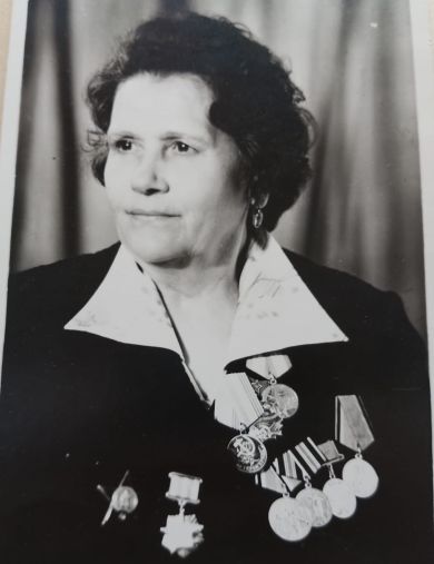 Ефимова (Штрундт) Анна Васильевна