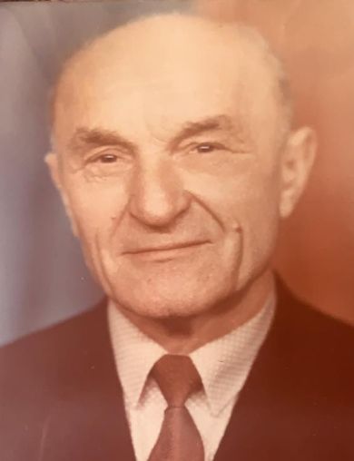 Карнаух Иван Макарович