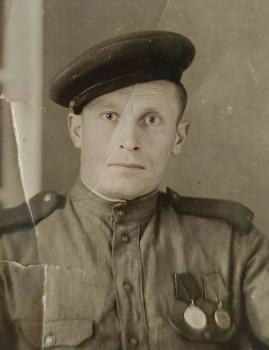 Петров Михаил Яковлевич