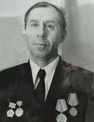 Самозванцев Пётр Герасимович