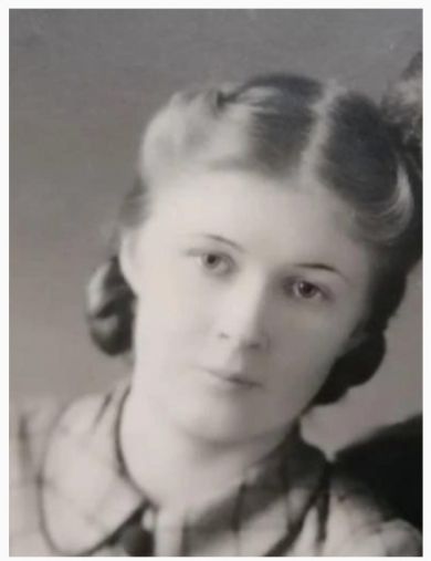 Паданина (Логовская) Евгения Николаевна