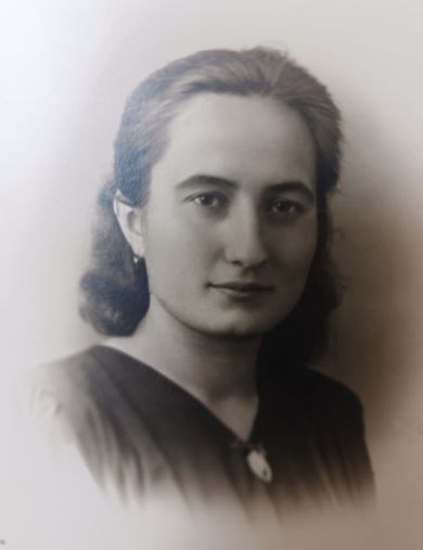 Улянова (Коробушина) Фаина Ивановна