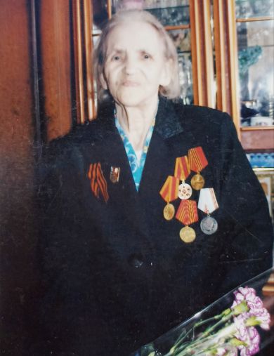 Савинова (Буданова) Александра Герасимовна