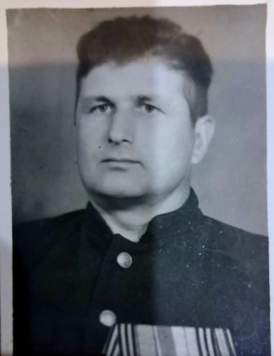 Сальный Петр Тихонович