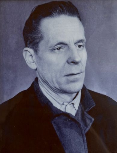 Сухарев Василий Александрович