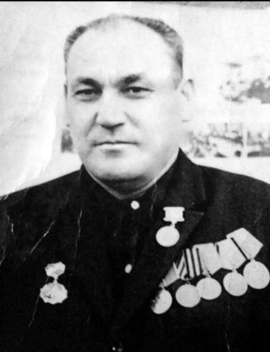 Артыков Тахир 