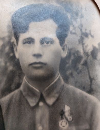 Емельянов Максим Гаврилович