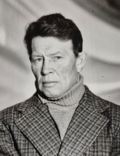 Максиков Анатолий Алексеевич