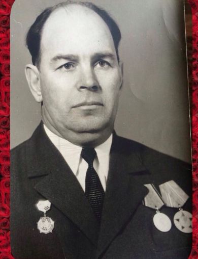Комиссаров Василий Григорьевич