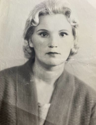 Смирнова (Аскарова) Лидия Ивановна