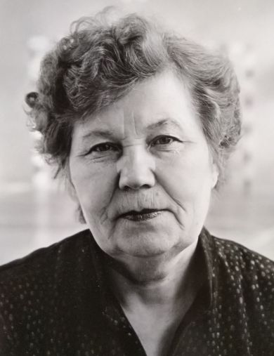 Шальнева (Сукачева) Анна Ивановна