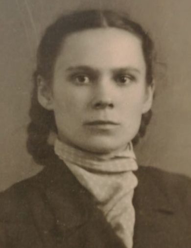 Бахвалова (Окман) Елена Петровна