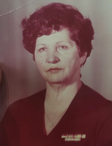 Ушакова (Цеханович) Александра Тихоновна