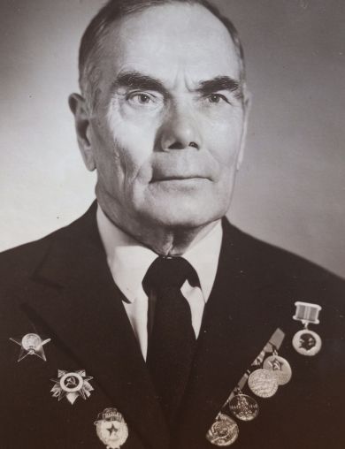Петров Василий Федотович
