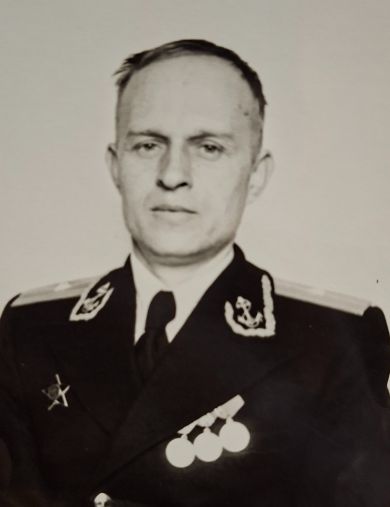 Петербургский Николай Васильевич