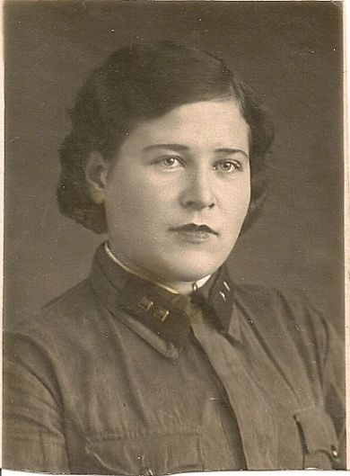 Анна Кольцова
