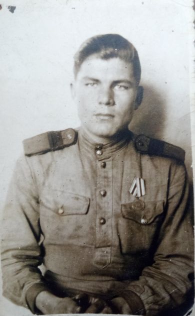 Виктор