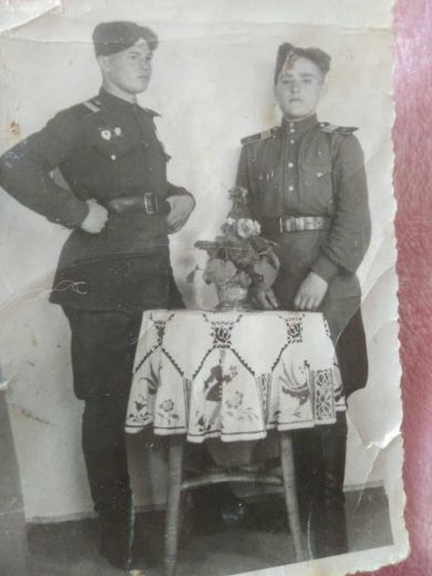 Шабанов Сергей Васильевич (слева)