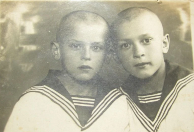 Зайцев Александр, Звайцев Владимир