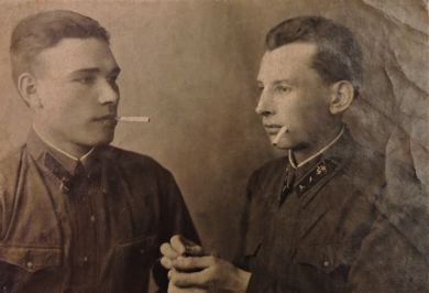 Большов Дмитрий Макарович (справа), Карпов  Андрей