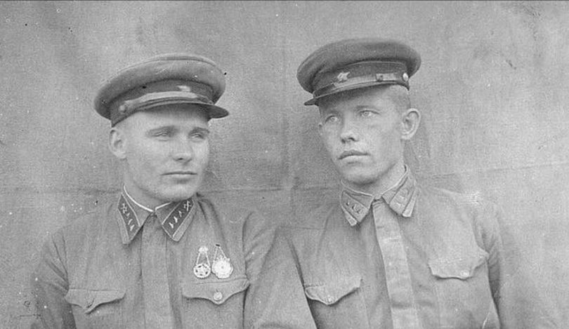 Часовщиков Леонид Георгиевич, справа